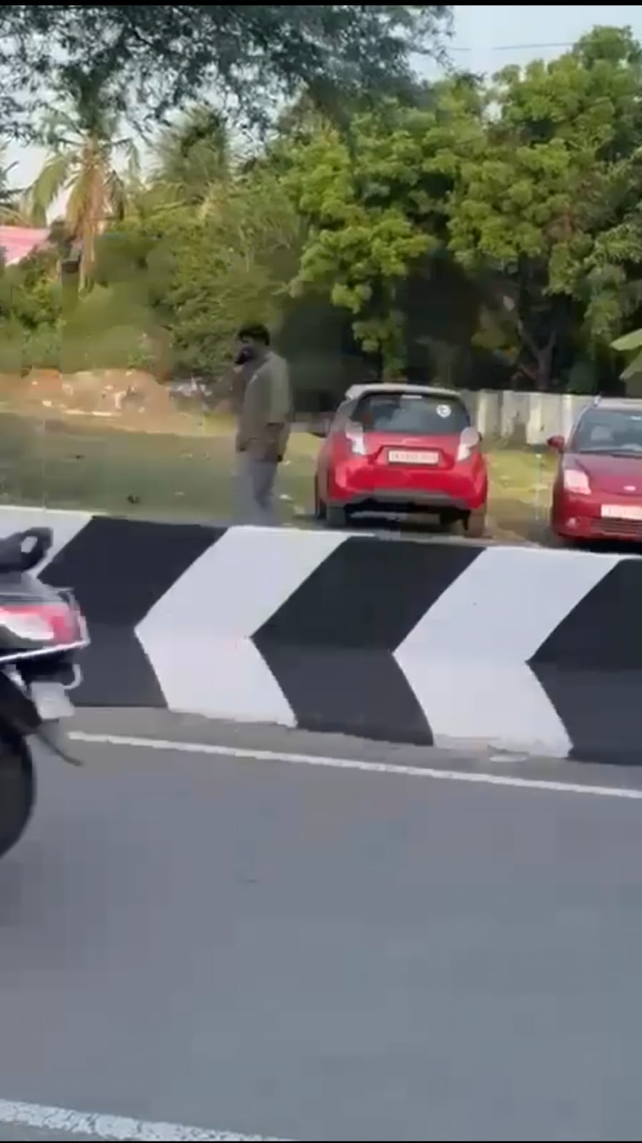 Commercial land on Tambaram to Mudichur road - Image 2