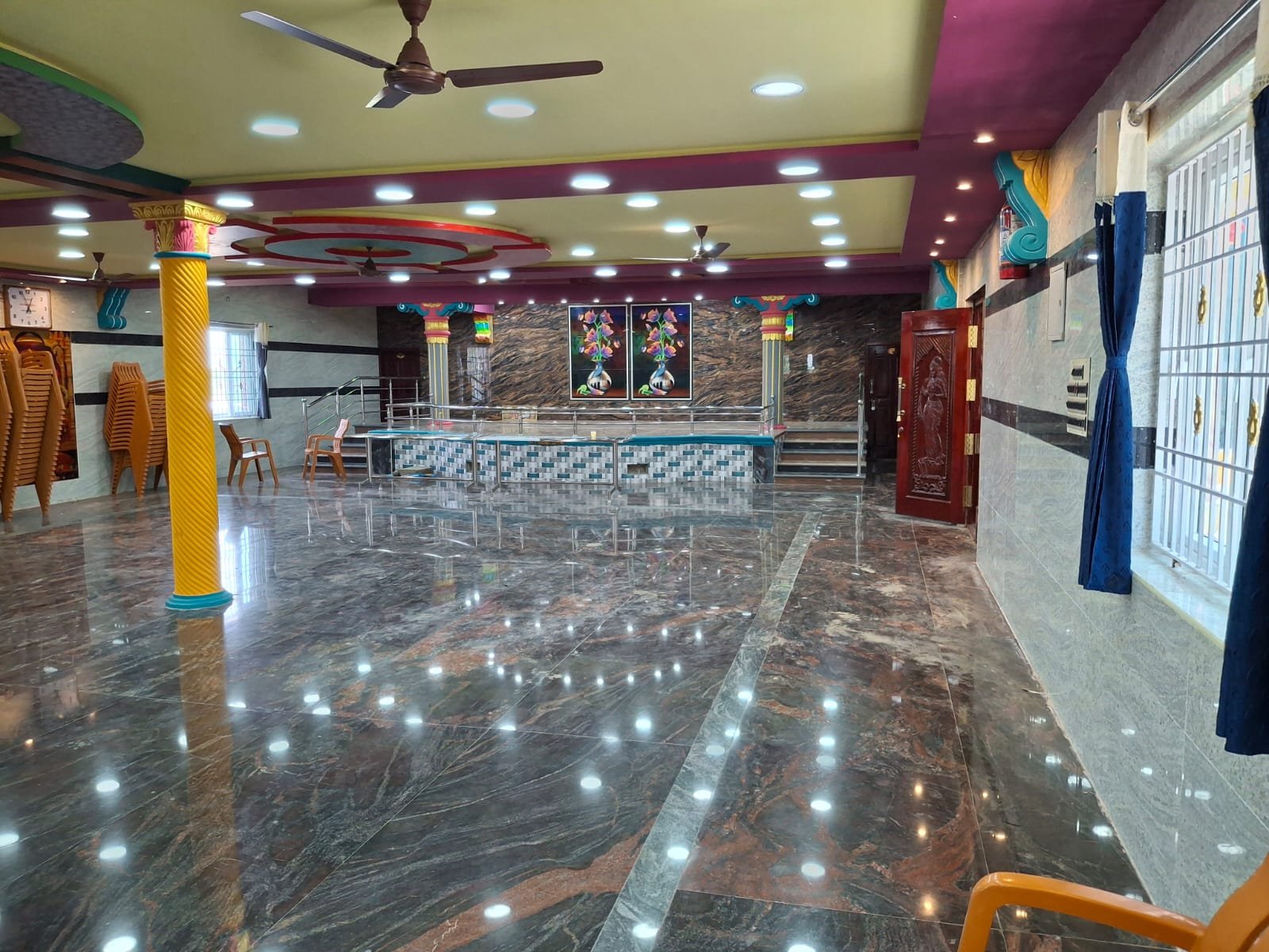 Wedding mall for sale - Image 9