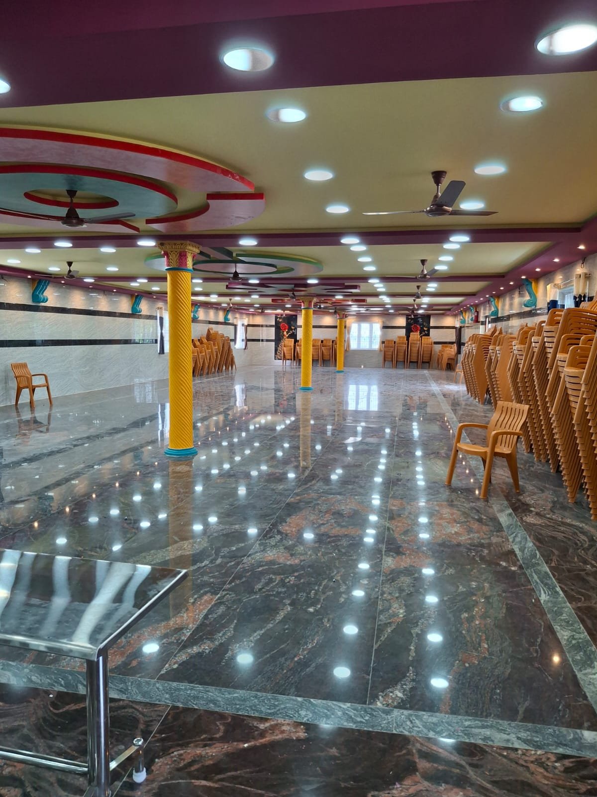 Wedding mall for sale - Image 14